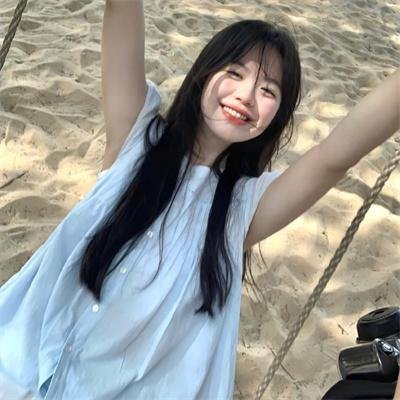 美得过火海报